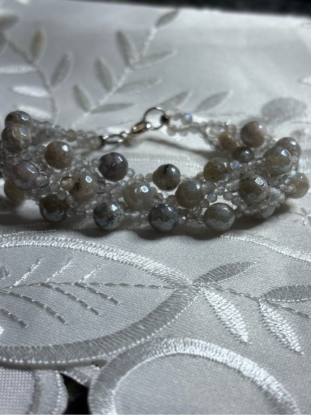 Handmade Labradorite Cluster Beaded Bracelet Blue Gray 6.5 inches